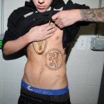 Sorpresa por escudo de Rionegro F.C. entre tatuajes de Justin Bieber