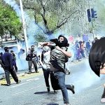 Emos se infiltran en protestas de estudiantes para poder llorar