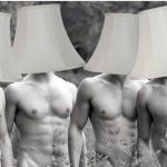 Polémica en ARTBO por subasta de lámparas humanas