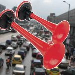 Ya ruedan en Bogotá los primeros carros con pito permanente.