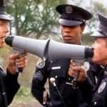 Policía se demoró en llegar a robo de armas de Policía, denuncia Policía