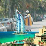 Dubai se está llevando a los cuidacarros del país