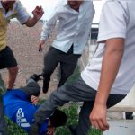 Matonean a niño en el colegio por estar a favor de la venta de Isagen