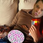 Sigue escándalo: revelan que Santos chupaba las almendras y botaba la pepa