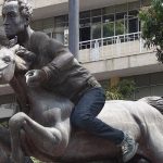 Procuraduría ordenó vestir Bolívar desnudo de Pereira