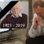 EPS hacen minuto de silencio por fallecimiento de inventor del ibuprofeno