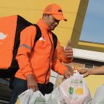 Ya están en las calles primeros rappitenderos con tercer brazo implantado