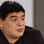 Piden a Maradona utilizar baño de mujeres en Moscú