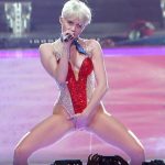 Lady Gaga y Miley Cyrus se atreven a mostrar lo que nunca antes habían mostrado