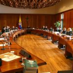 Corte Constitucional protege derecho al trabajo de Álvaro Uribe y se opone a la paz