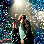 Chris Martin fue obligado a recoger toda la basura que dejó Coldplay en El Campín