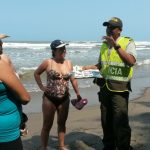 Policía de Santa Marta contará con 100 efectivos para multar bañistas que se orinen en el mar